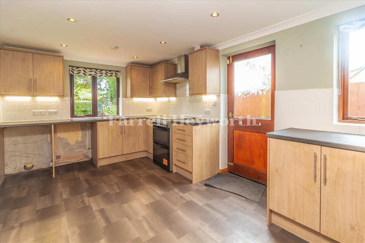 Kitchen image 2