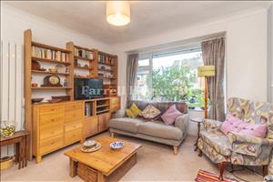 Lounge image 2