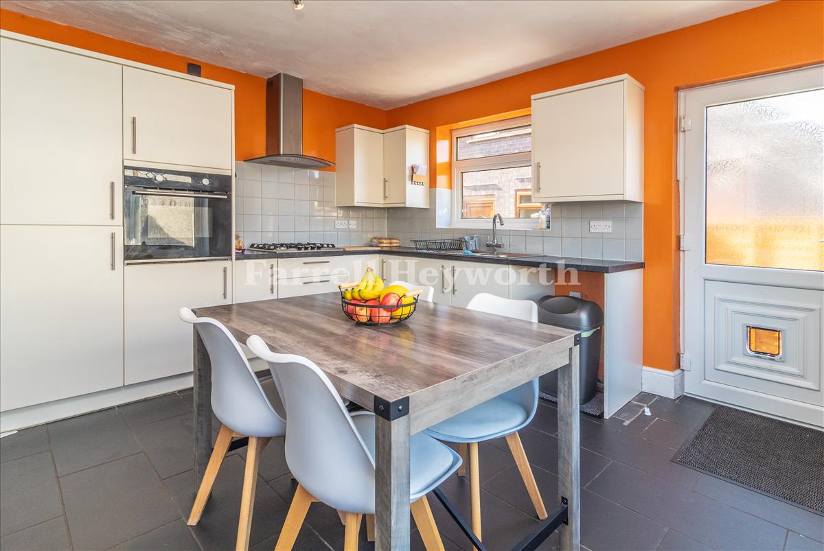 Kitchen image 2