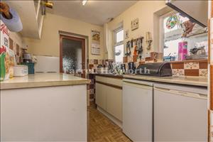 Kitchen veiw v