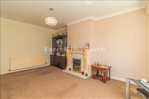 Lounge image 2