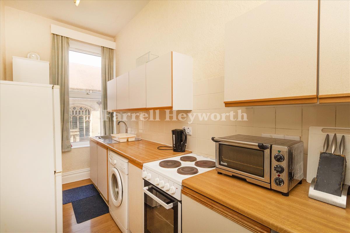 Flat 2 Kitchen