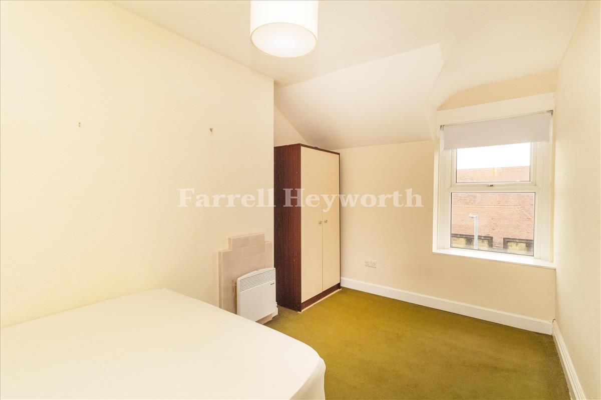 Flat 4 Bedroom 1