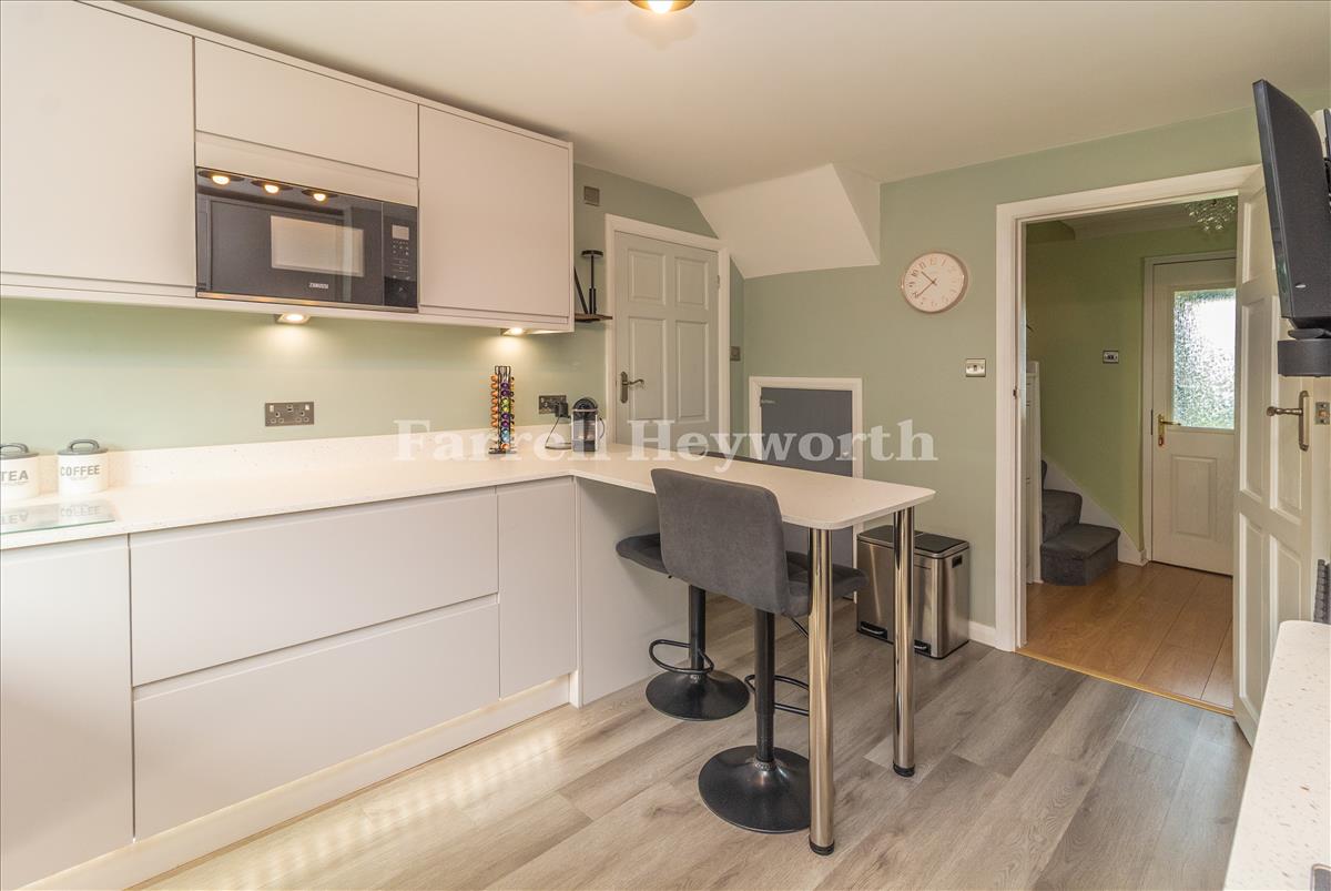 Kitchen image 2