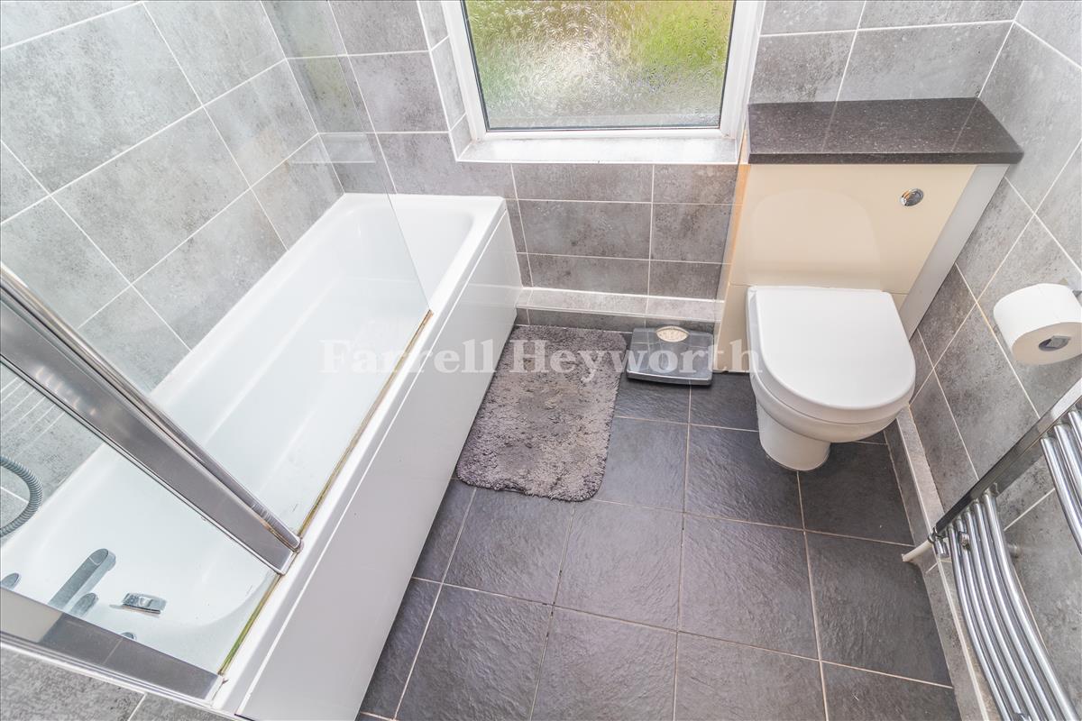 Bathroom image 2