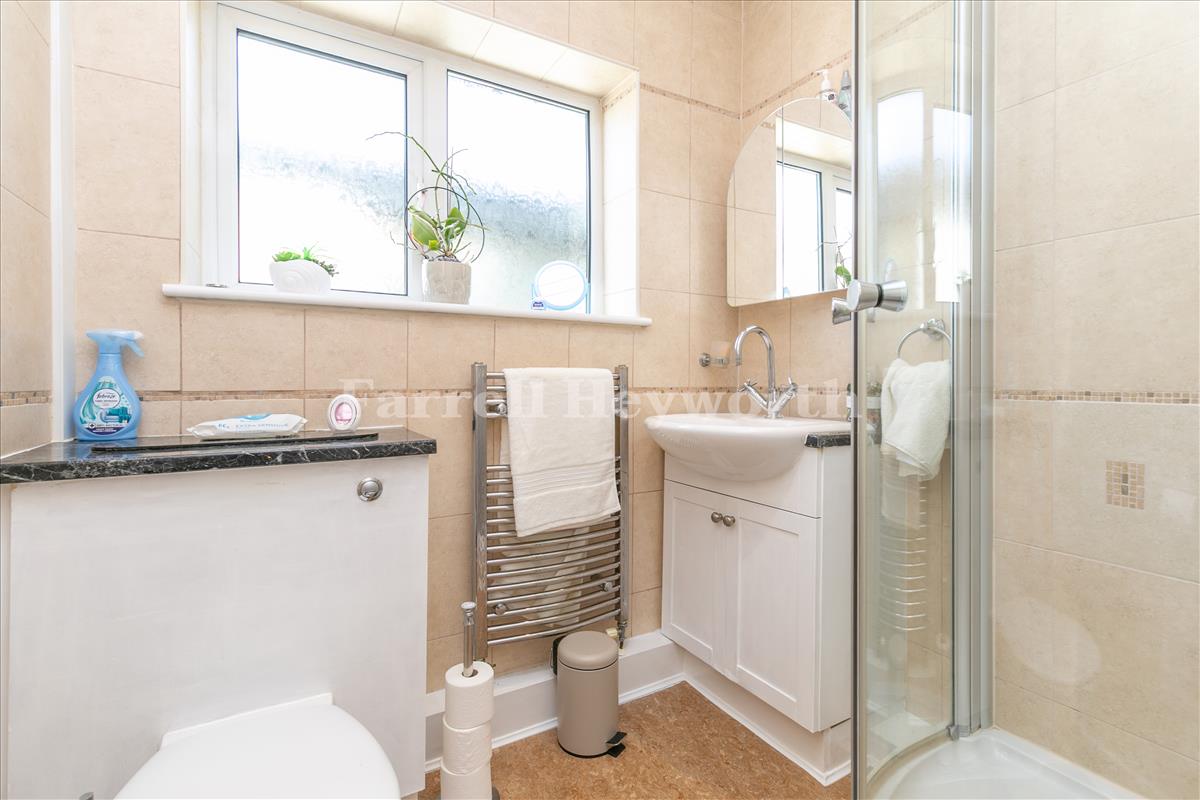 Downstairs shower