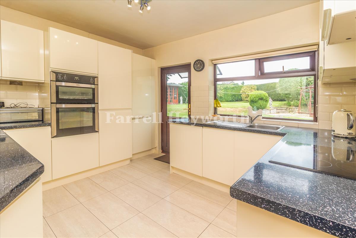 Kitchen image 2