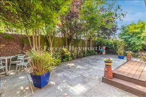 Garden image 4