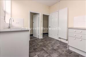 Kitchen b