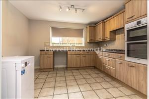 Kitchen c