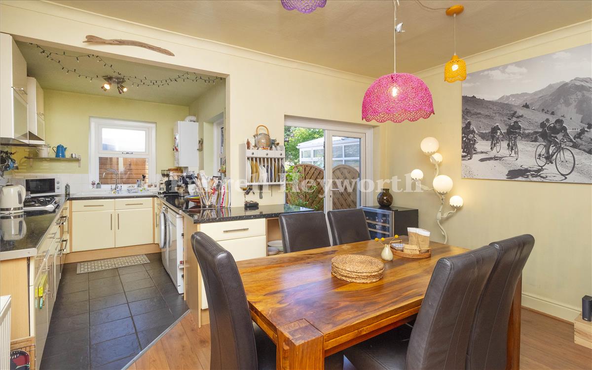Kitchen Dining 2