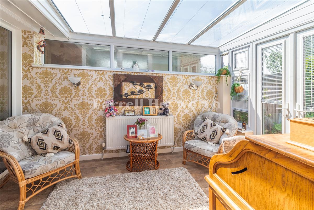 Garden Room image 2