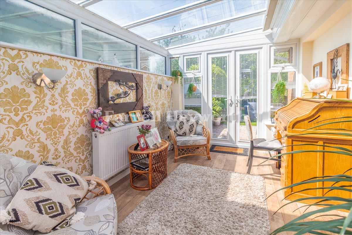 Garden Room image 3