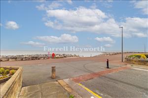 Promenade Location 3
