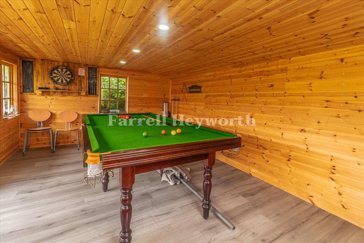 Garden Room image 2