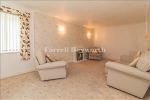 Lounge image 3