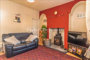 Lounge image 2