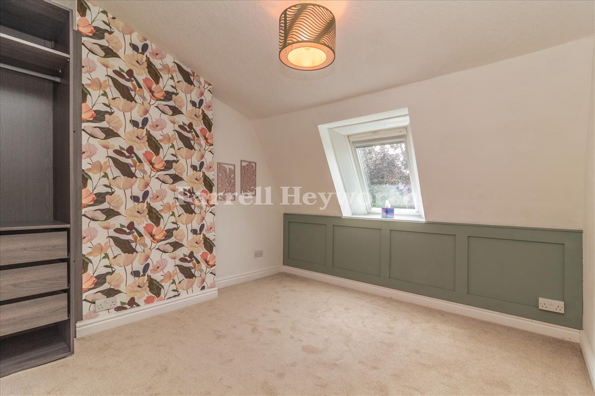 Bedroom image 3