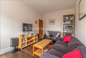 Lounge image 4