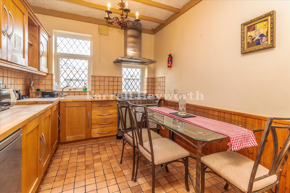 Kitchen image 2