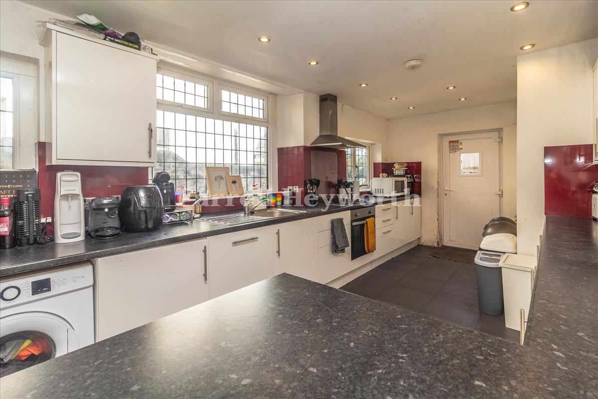 Kitchen image 2