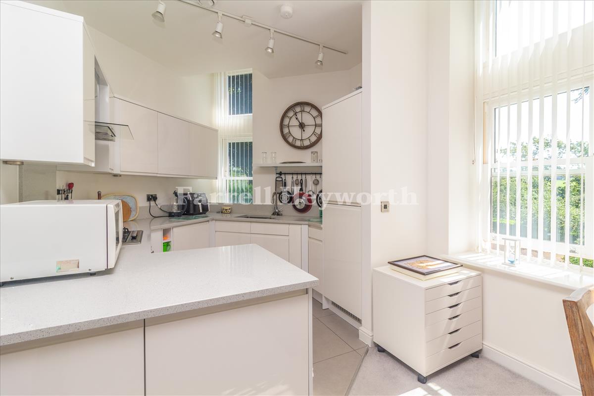 Kitchen image 2