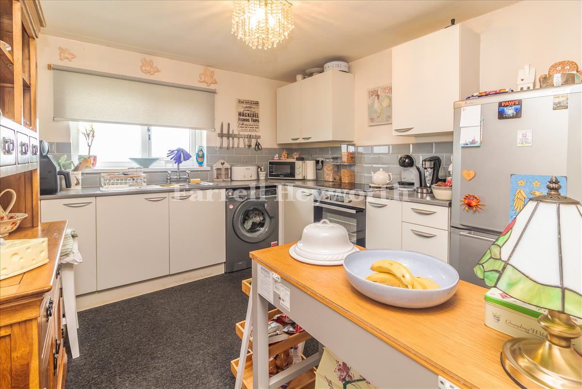 Kitchen image 2