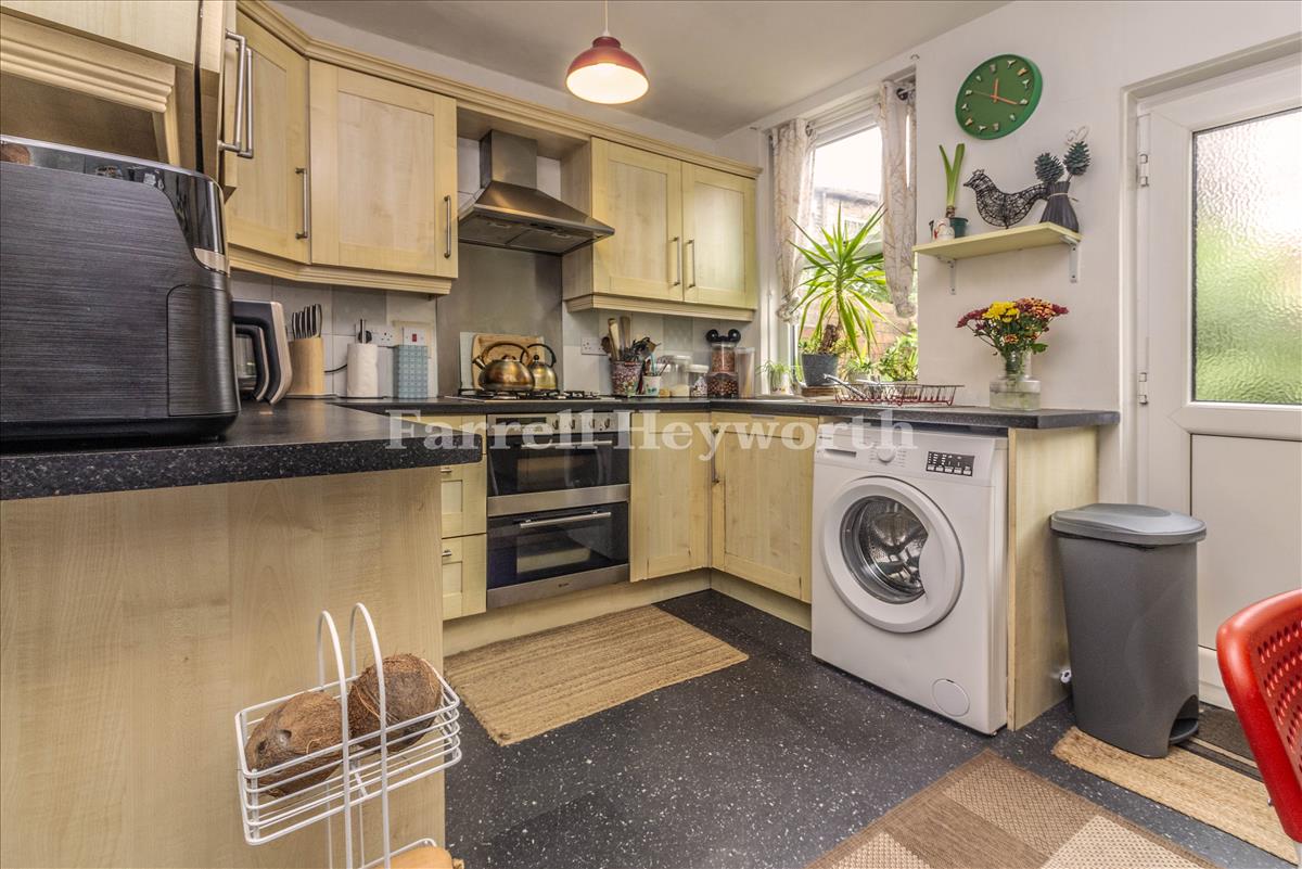 Kitchen c