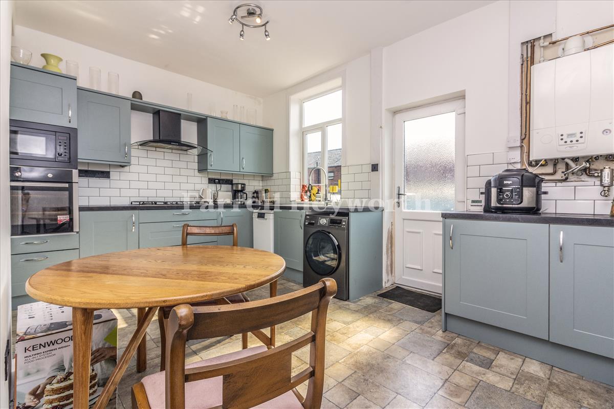 Kitchen c