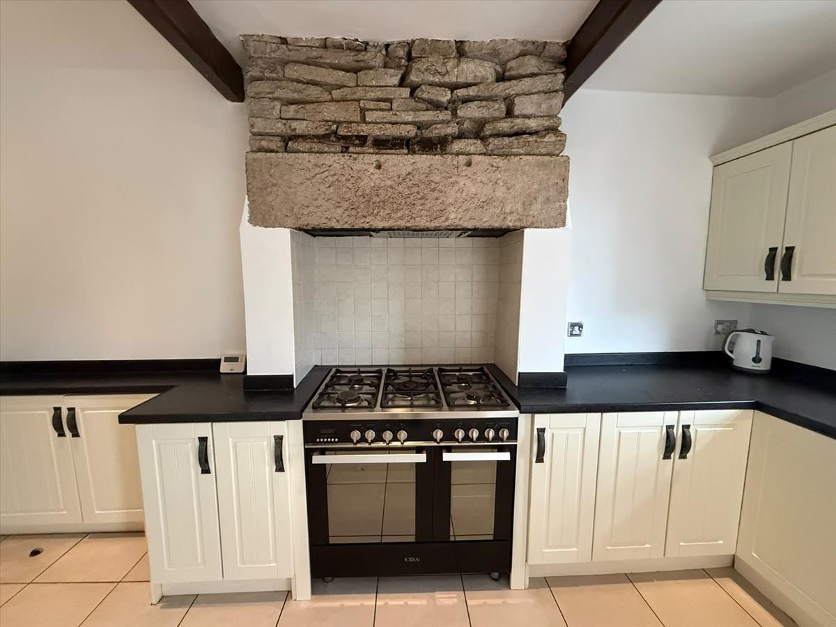 KITCHEN 3