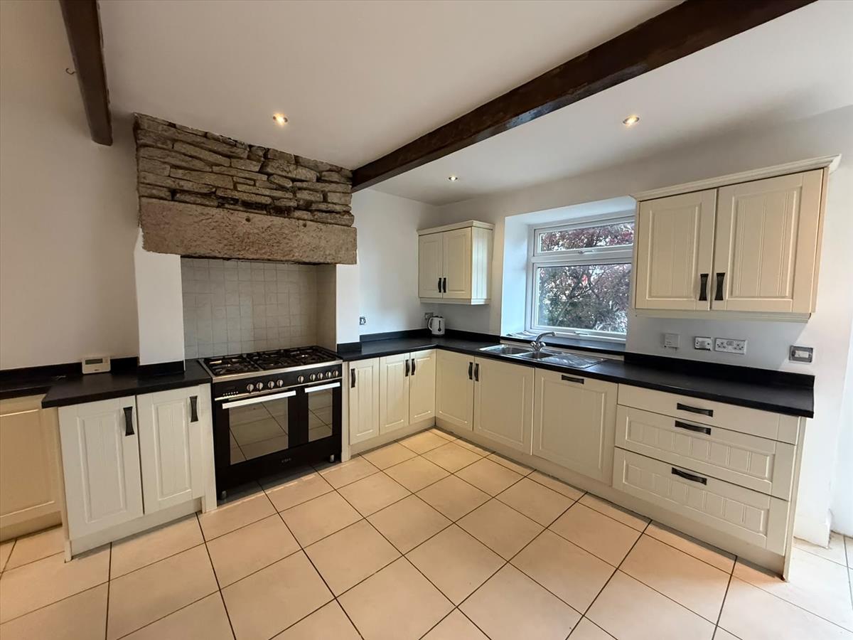 KITCHEN 4