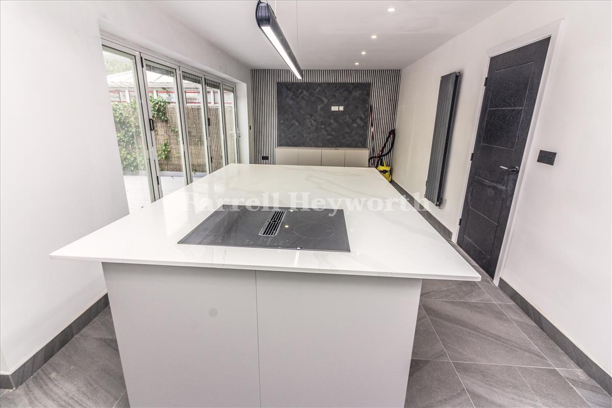 Kitchen b