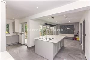 Kitchen e