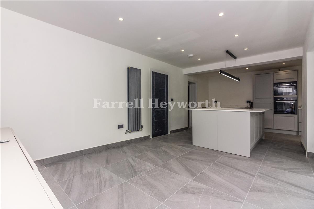 Kitchen i