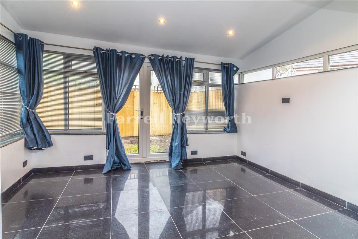 Dining Area image 2
