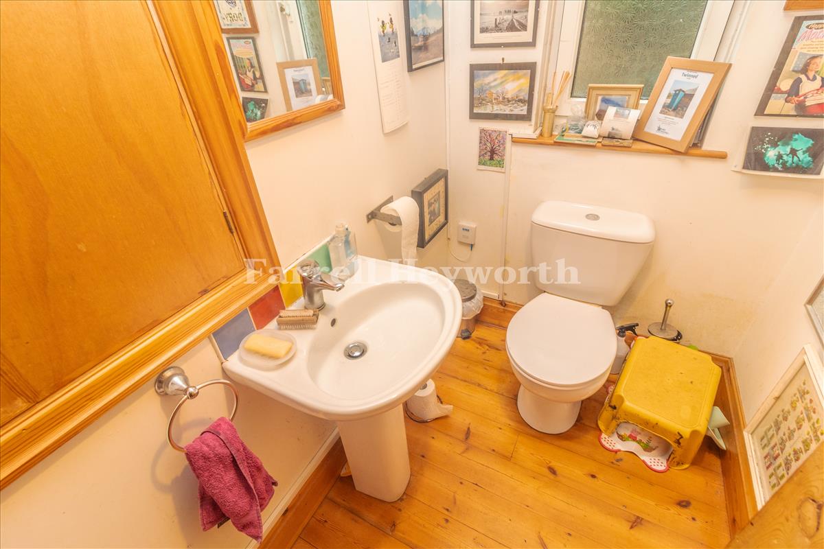 Ground Floor WC