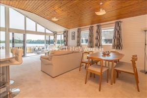 Open Plan Living image 3