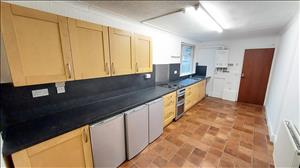 Flat 1 Kitchen