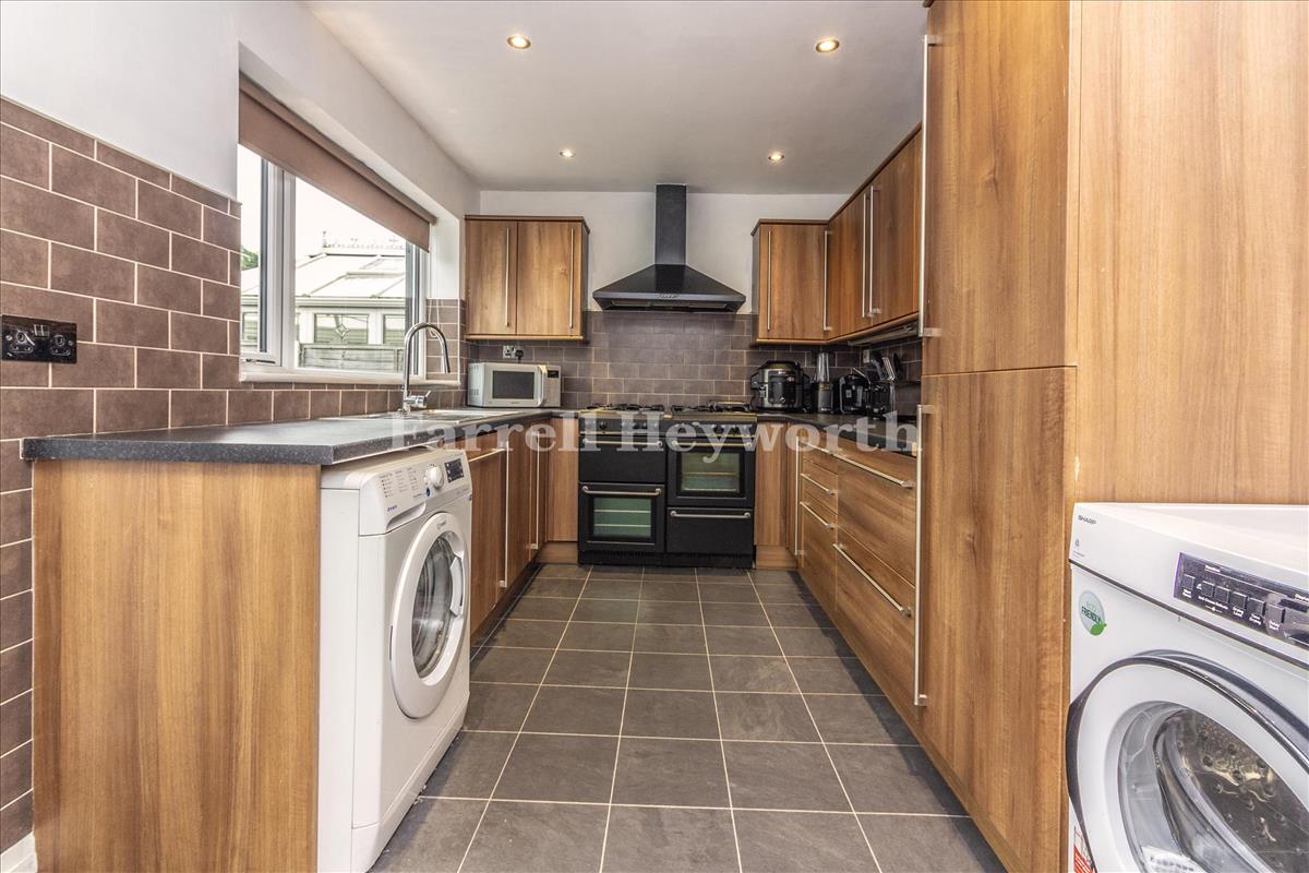 Kitchen c