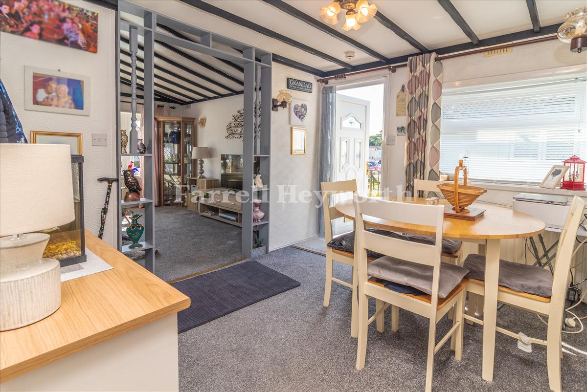 Dining Room image 2