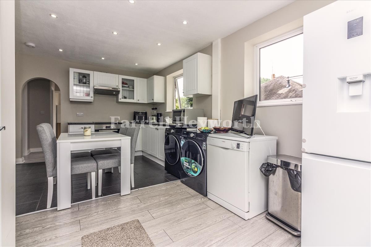 Kitchen b
