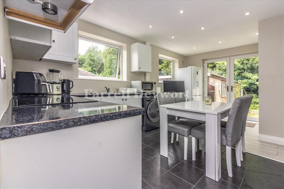 Kitchen d
