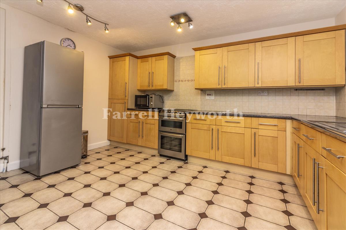 Kitchen b