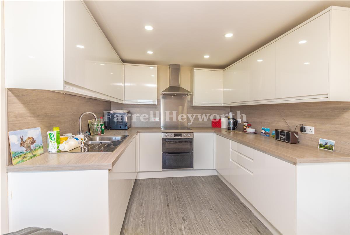 Kitchen image 2