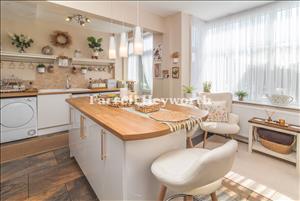 Kitchen Diner image 2
