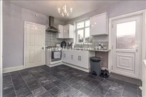 Kitchen c