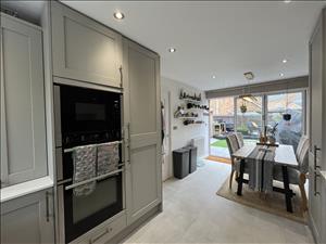 Kitchen/Dining Area