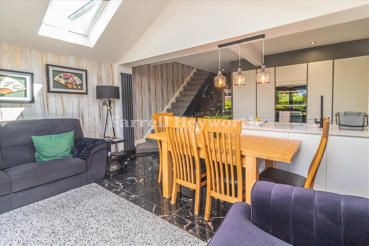 Open Plan Area image 3