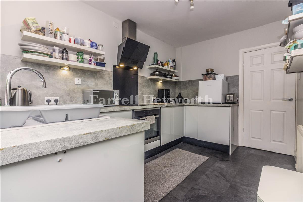 Kitchen b