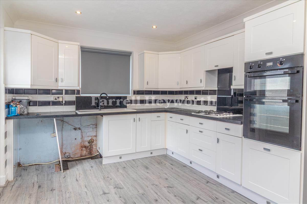 Kitchen image 2